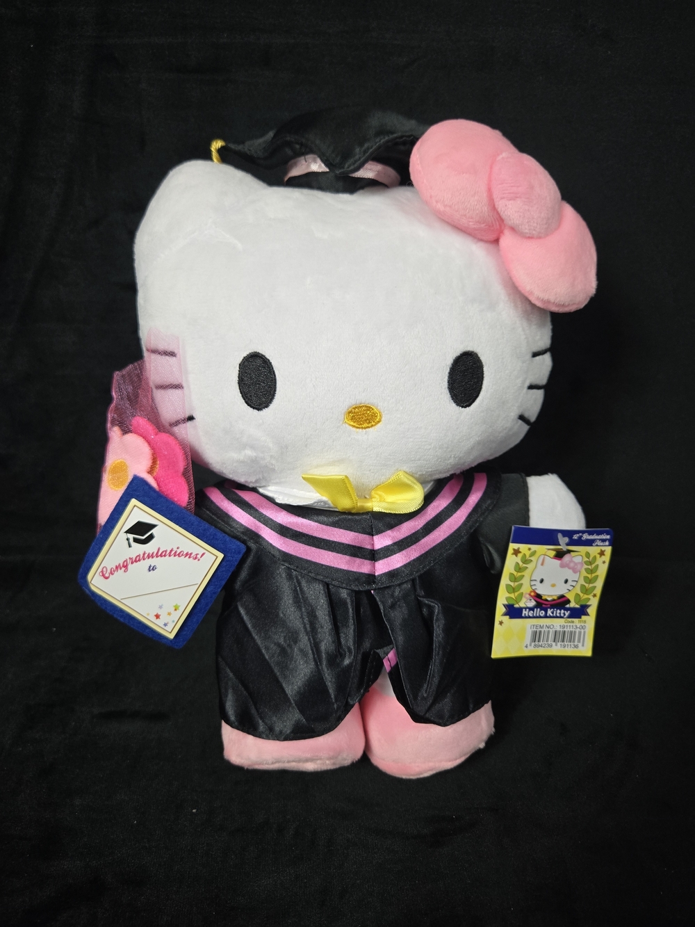 Sanrio Hello Kitty Graduation Plush 12" Cap Gown Bouquet New With Tags